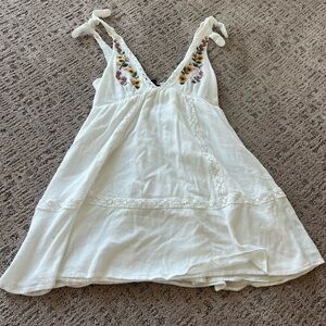 Forever 21 White embroidered Dress